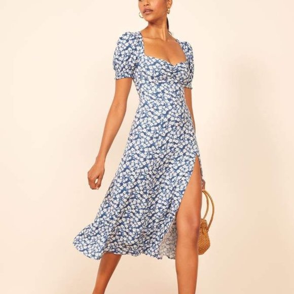 Reformation Dresses & Skirts - 🚫 SOLD 🚫 REFORMATION Lacey Smocked Sleeve Dress